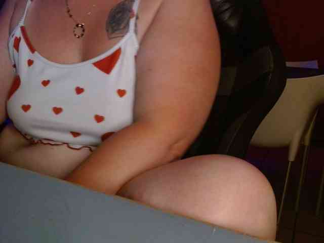 Petitoiseaucoquine webcam