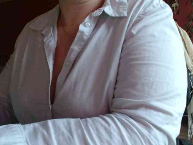 Petitoiseaucoquine webcam