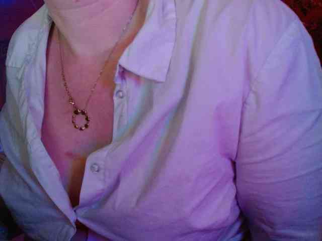 Petitoiseaucoquine webcam