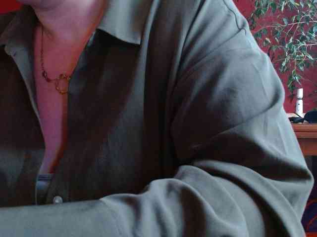 Petitoiseaucoquine webcam