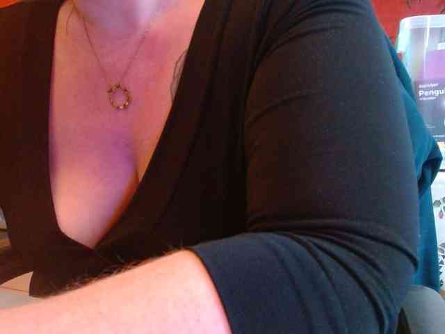 Petitoiseaucoquine webcam