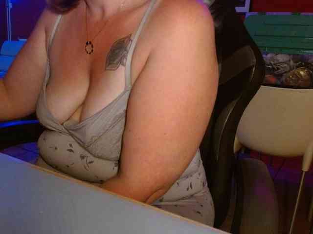 Petitoiseaucoquine webcam