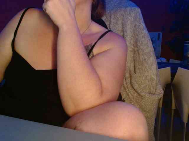 Petitoiseaucoquine webcam