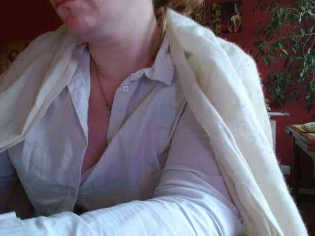 Petitoiseaucoquine webcam