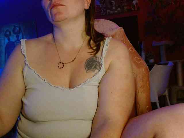 Petitoiseaucoquine webcam