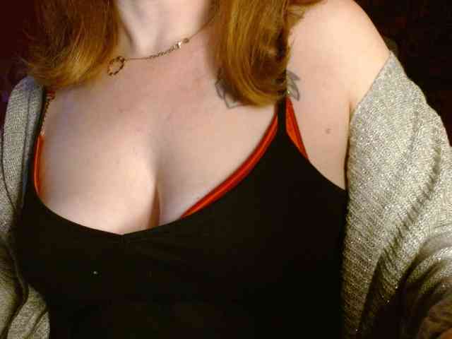 Petitoiseaucoquine webcam