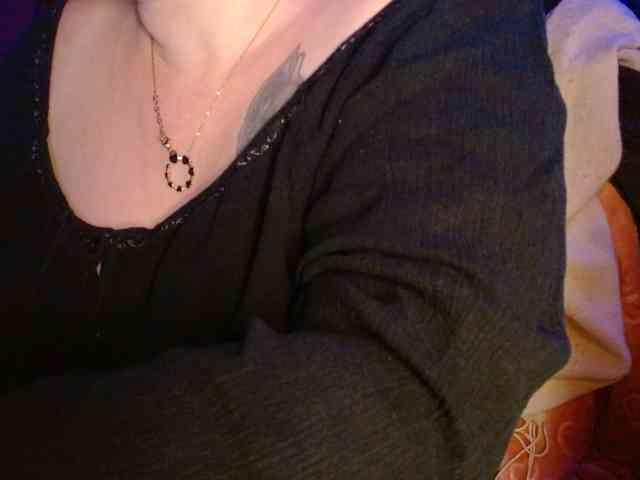 Petitoiseaucoquine webcam