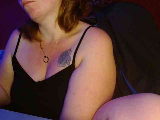 Petitoiseaucoquine webcam