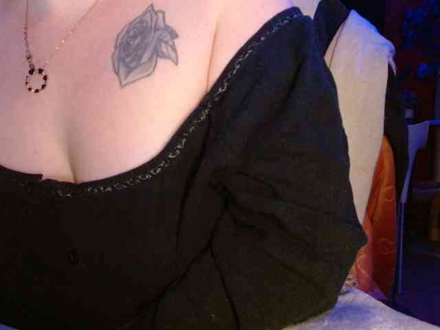 Petitoiseaucoquine webcam