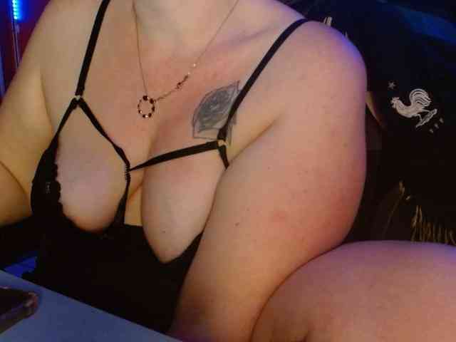 Petitoiseaucoquine webcam