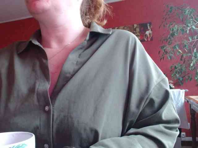 Petitoiseaucoquine webcam