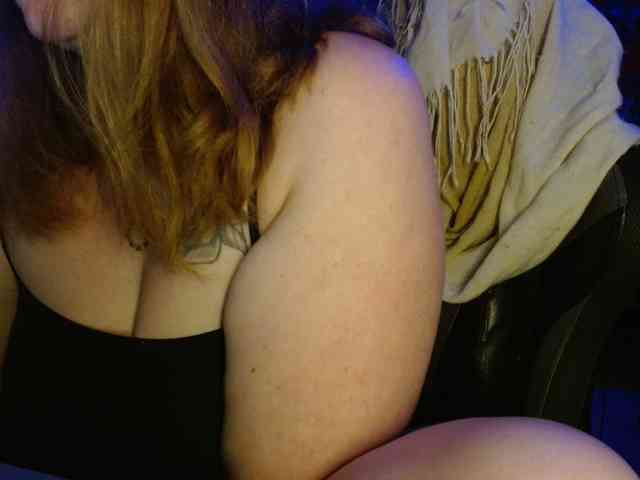 Petitoiseaucoquine webcam