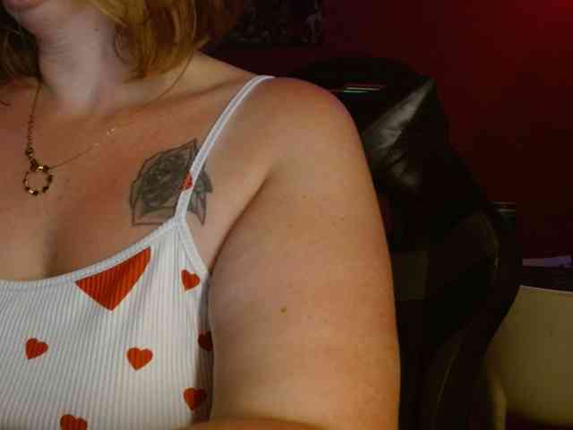 Petitoiseaucoquine webcam