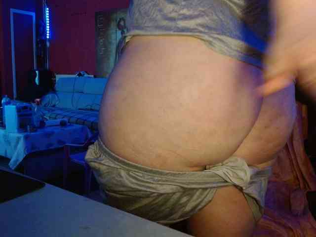 Petitoiseaucoquine webcam