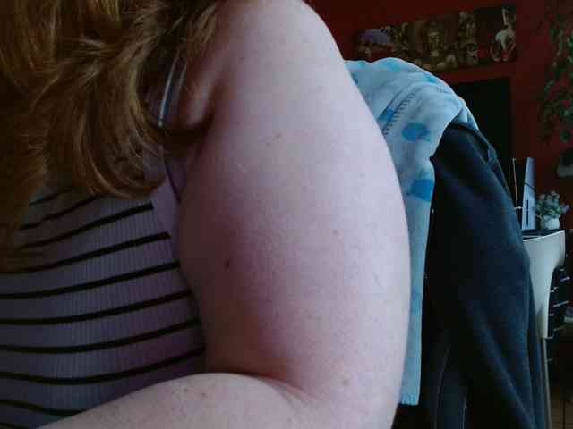 Petitoiseaucoquine webcam