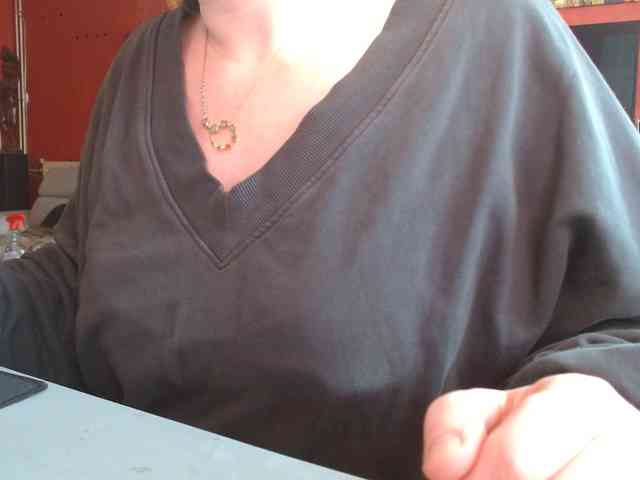 Petitoiseaucoquine webcam