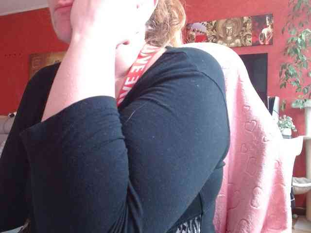 Petitoiseaucoquine webcam