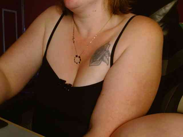 Petitoiseaucoquine webcam
