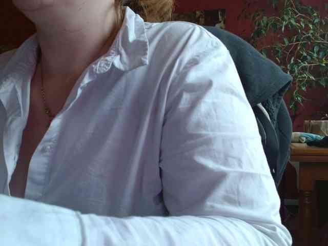 Petitoiseaucoquine webcam