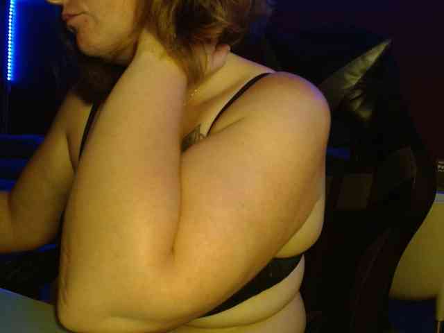 Petitoiseaucoquine webcam