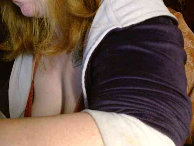 Petitoiseaucoquine webcam