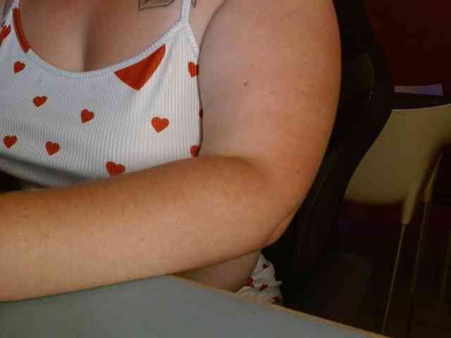Petitoiseaucoquine's webcam live show