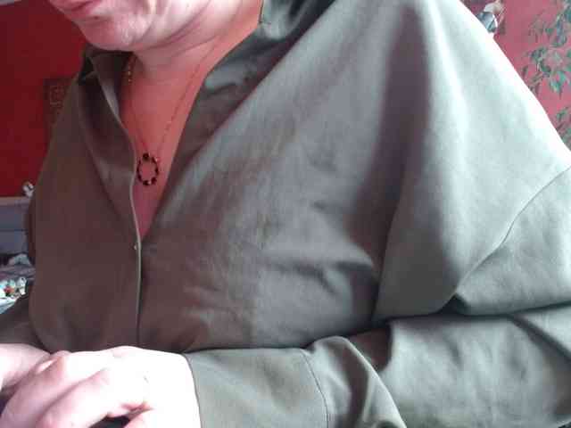 Petitoiseaucoquine webcam