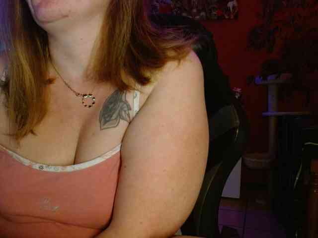Petitoiseaucoquine webcam
