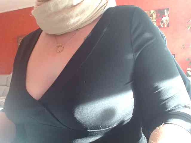 Petitoiseaucoquine webcam