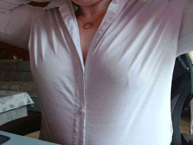 Petitoiseaucoquine webcam