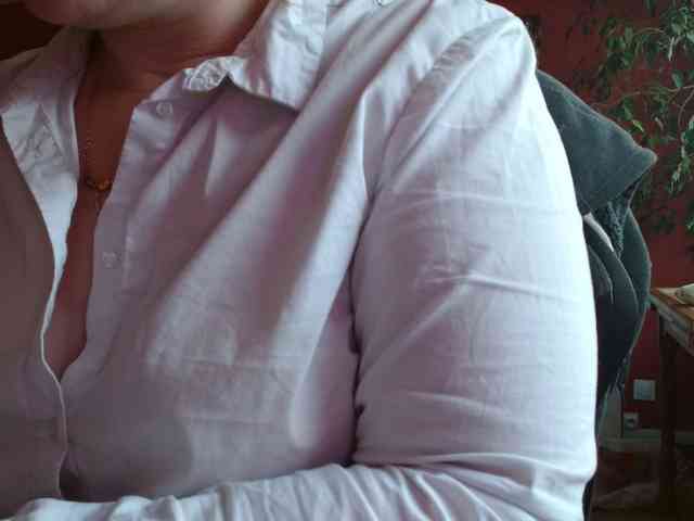 Petitoiseaucoquine webcam