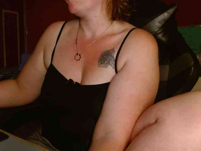 Petitoiseaucoquine webcam