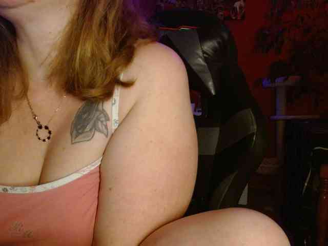 Petitoiseaucoquine webcam