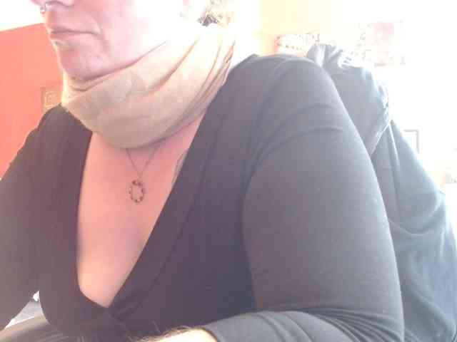 Petitoiseaucoquine webcam