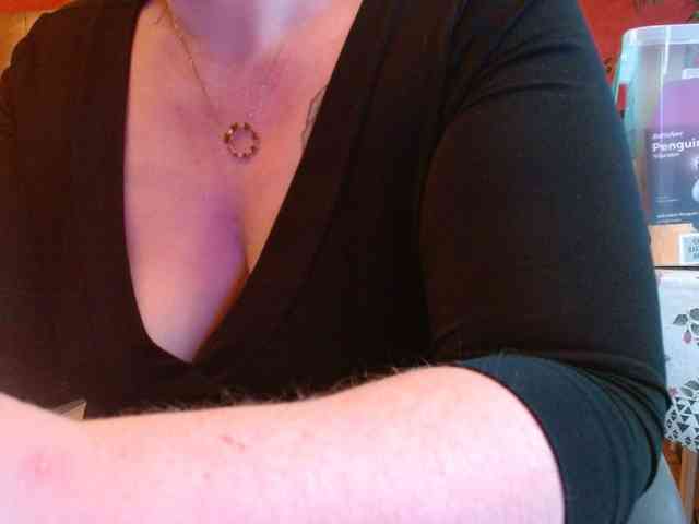 Petitoiseaucoquine webcam