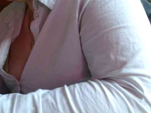 Petitoiseaucoquine webcam