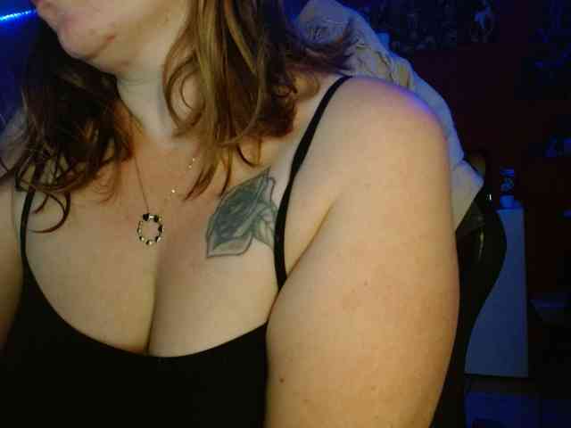 Petitoiseaucoquine webcam