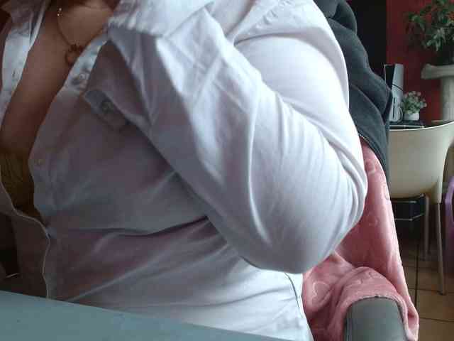 Petitoiseaucoquine webcam