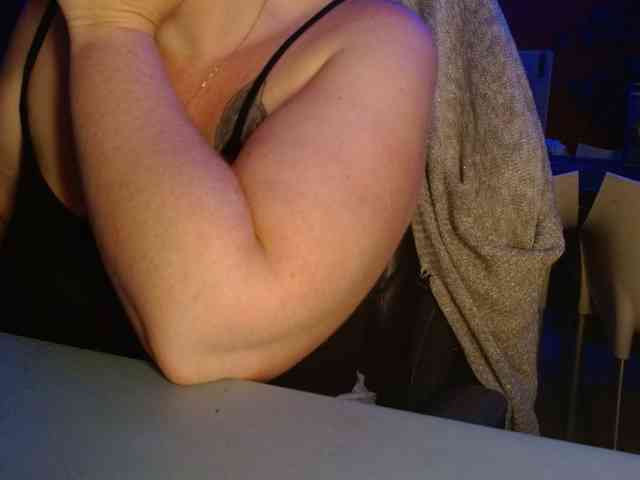Petitoiseaucoquine webcam