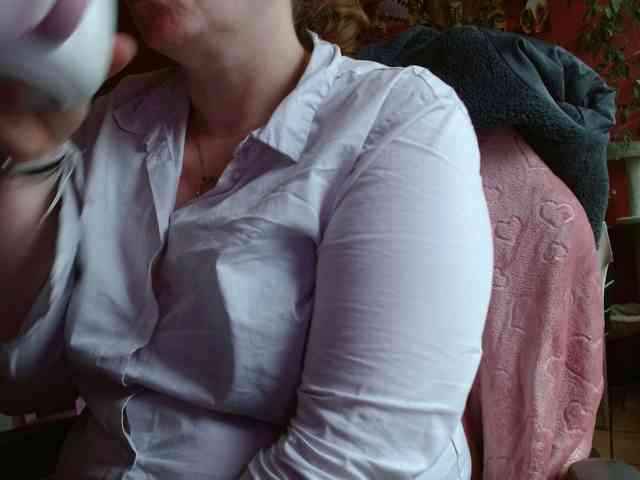 Petitoiseaucoquine webcam