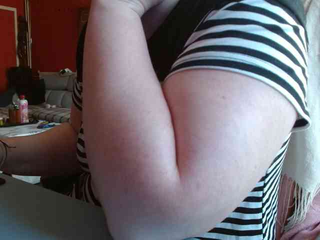 Petitoiseaucoquine webcam