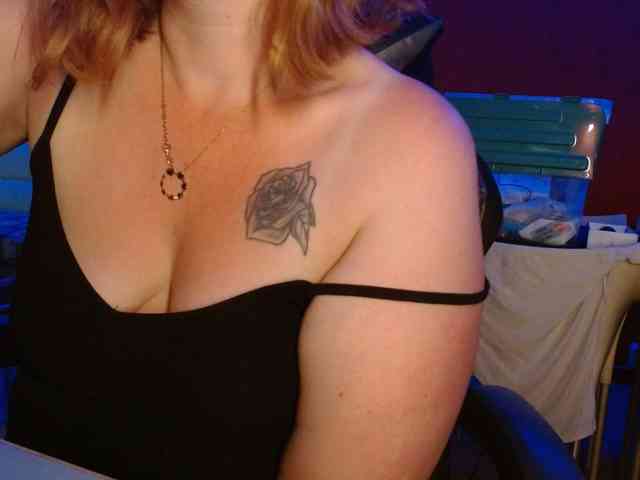 Petitoiseaucoquine webcam