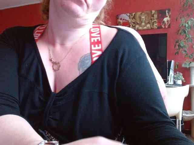 Petitoiseaucoquine webcam