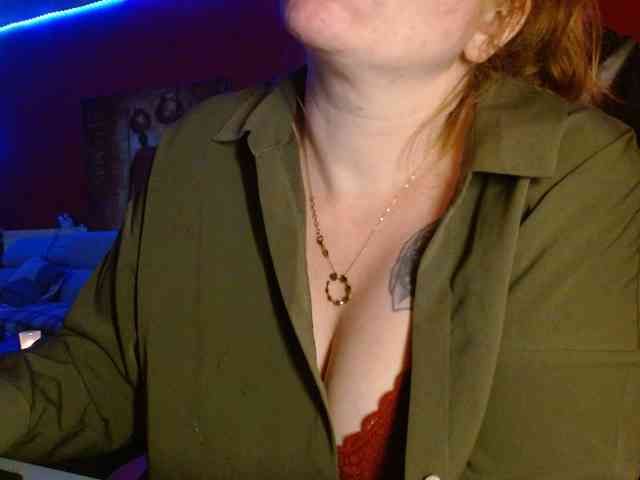 Petitoiseaucoquine webcam