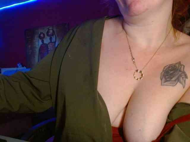 Petitoiseaucoquine webcam