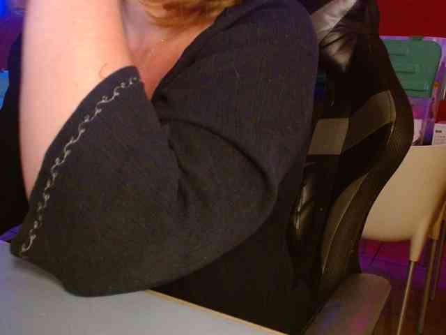Petitoiseaucoquine webcam