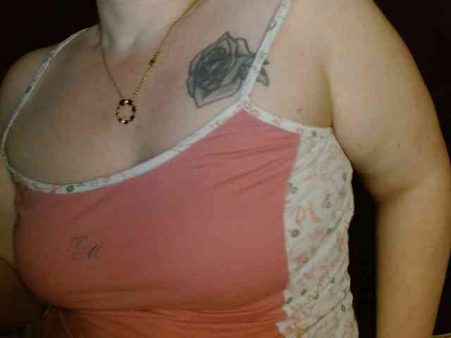 Petitoiseaucoquine webcam