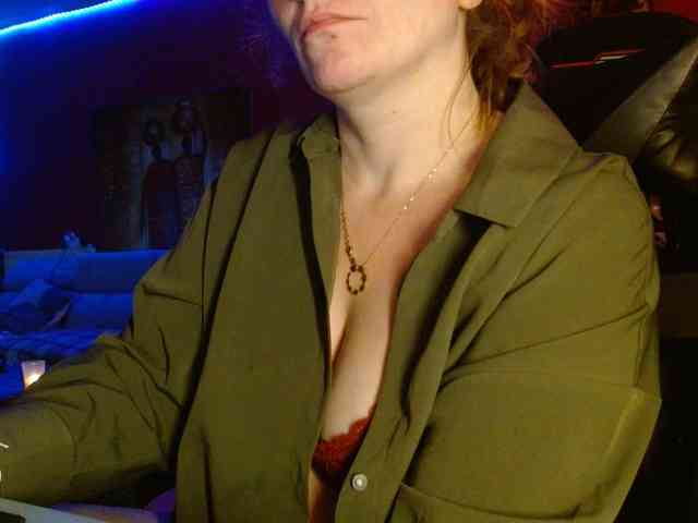 Petitoiseaucoquine webcam