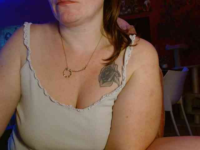 Petitoiseaucoquine webcam