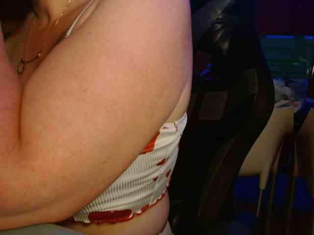 Petitoiseaucoquine webcam